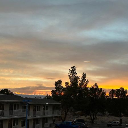 Motel 6 Victorville Exteriér fotografie