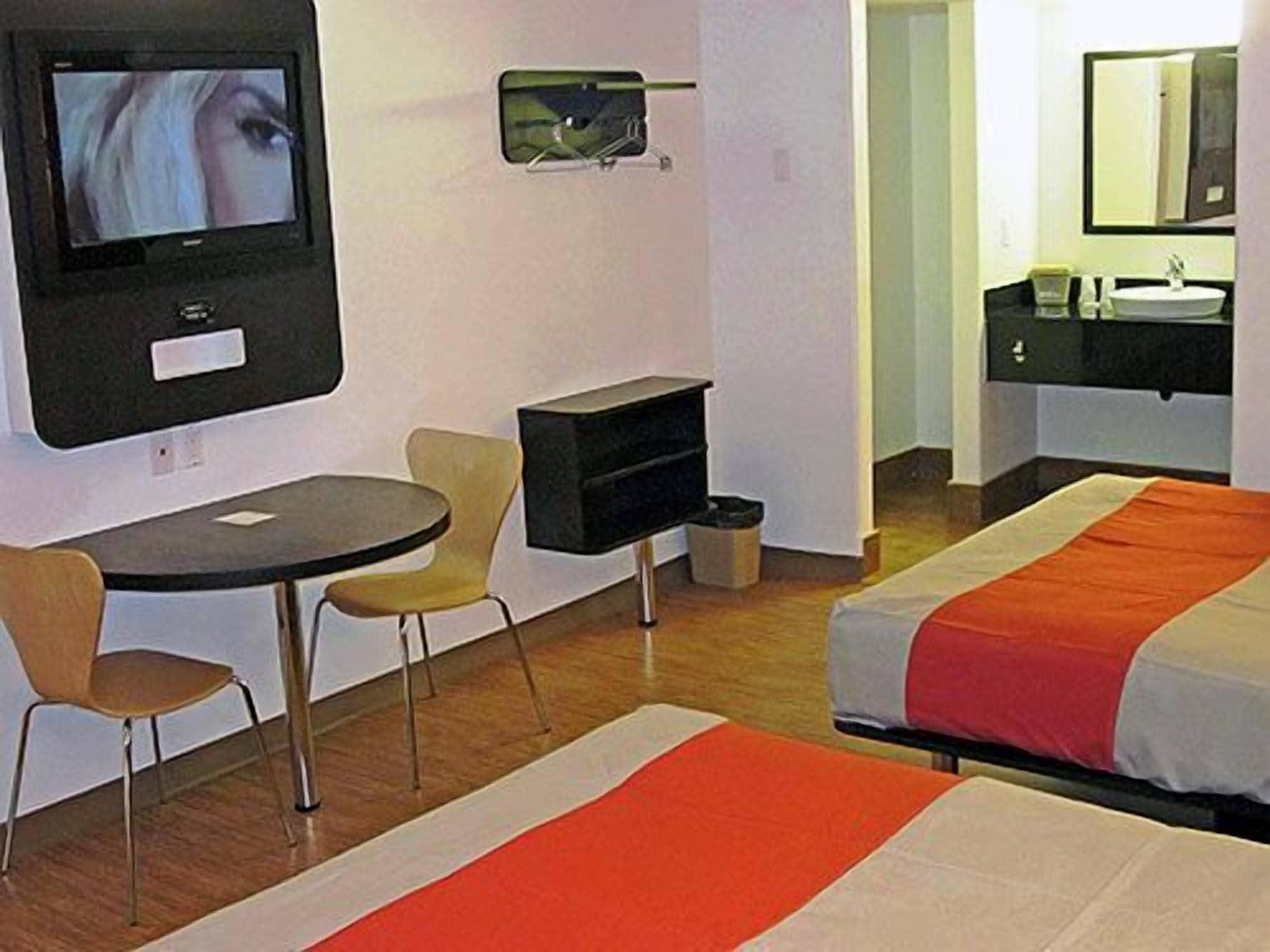 Motel 6 Victorville Exteriér fotografie
