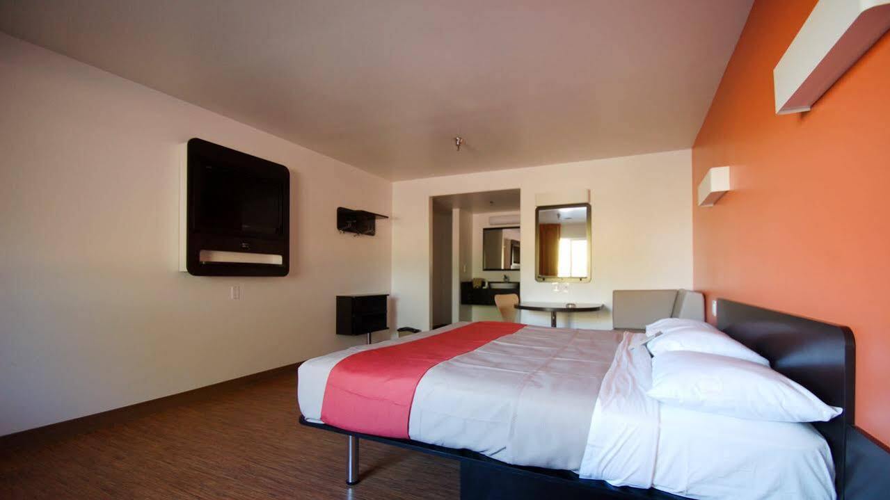 Motel 6 Victorville Exteriér fotografie